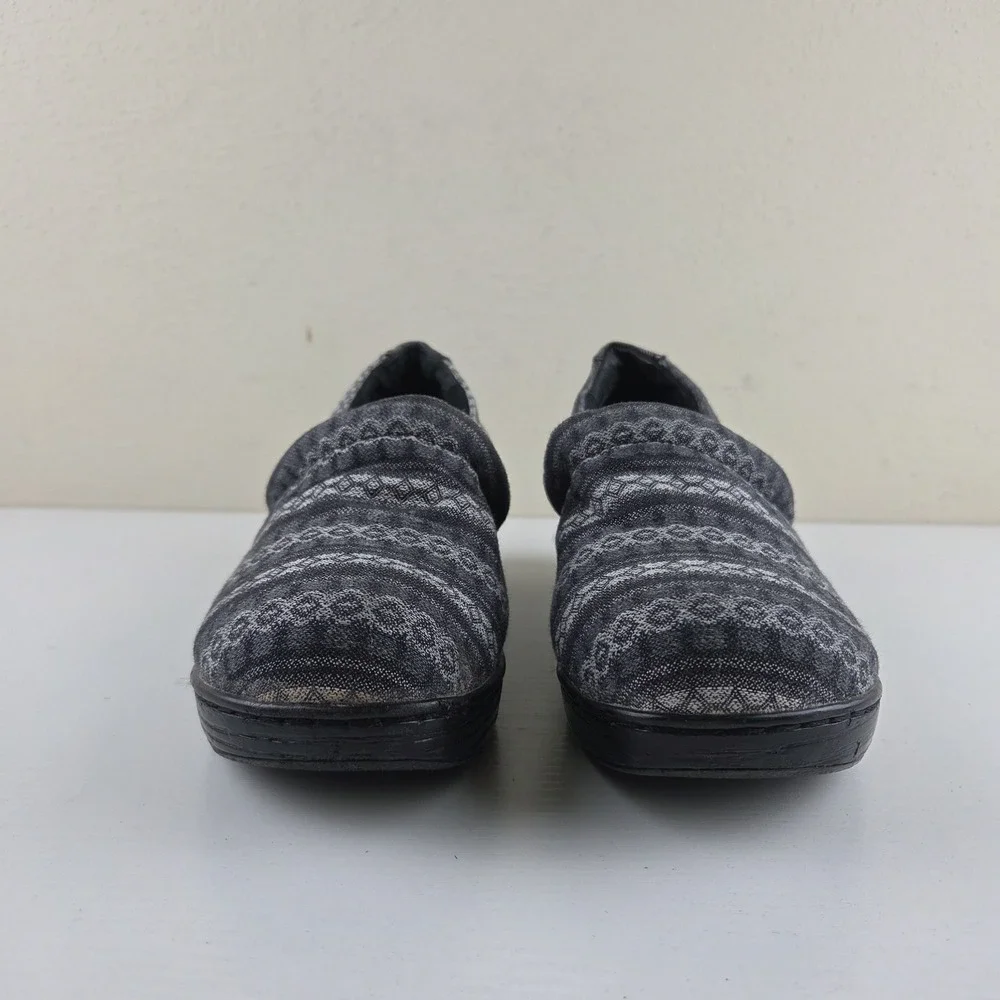 Born B.O.C. Gray/Black Slip On Fabric Clogs Heels Mules Women's Size 8 M